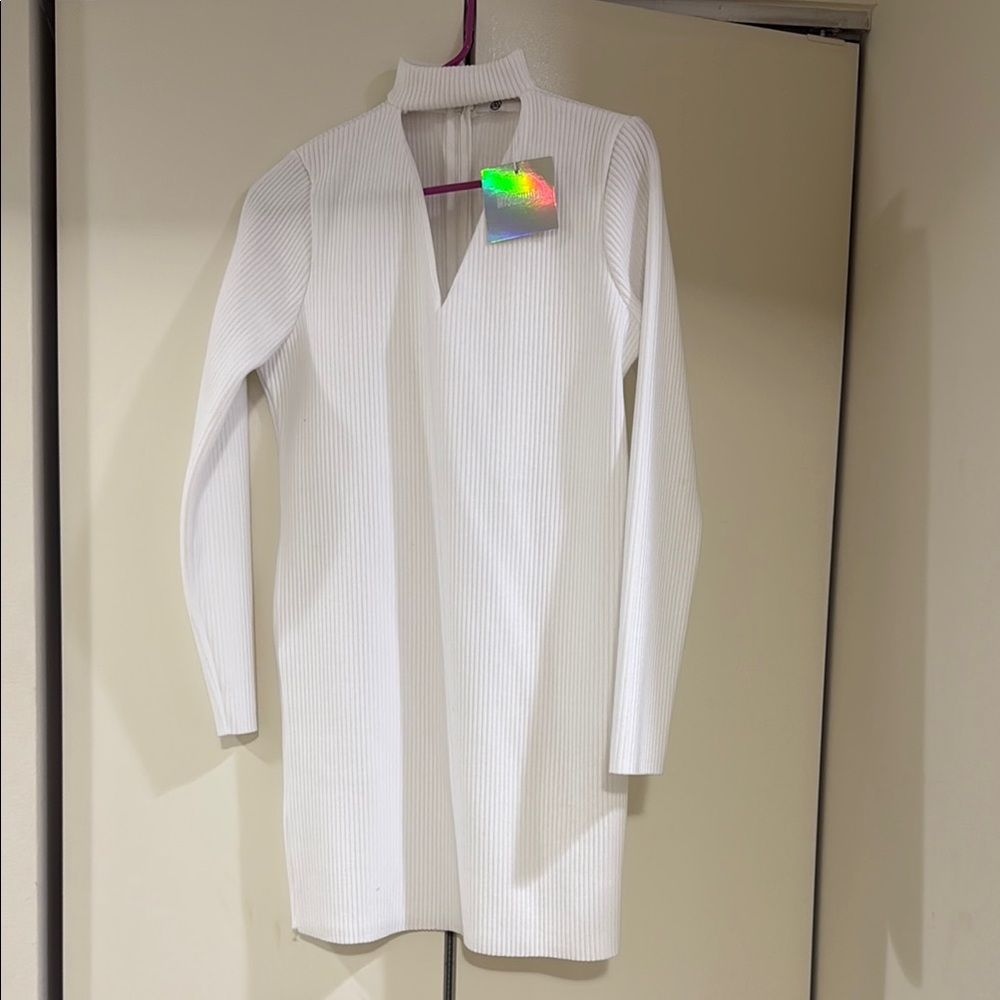 Missguided White Plunge Long Sleeve Sheath Dress